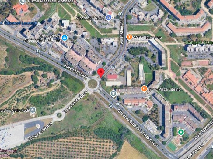 Appartamento con 6 locali in vendita in Viale Bummacaro, Librino Zia Lisa, Catania