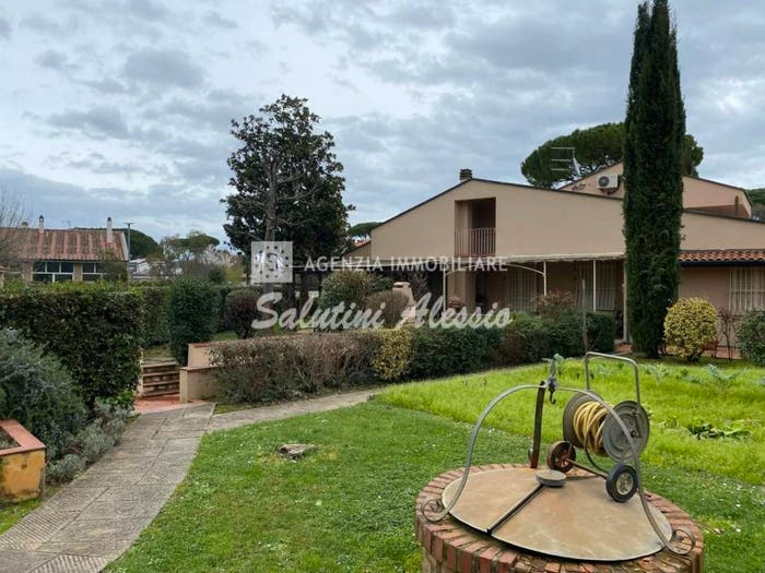 Casa con 6 locali in vendita in Via dei Salici, Oltrera, Pontedera