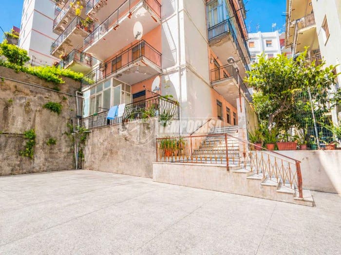 Appartamento trilocale in vendita in Viale principe umberto, Principe Umberto, Messina