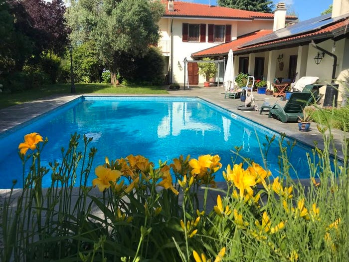 Casa con 6 locali in vendita in Caresanablot