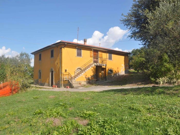 Casa con 6 locali in vendita in Strada del Palagetto, Pomarance