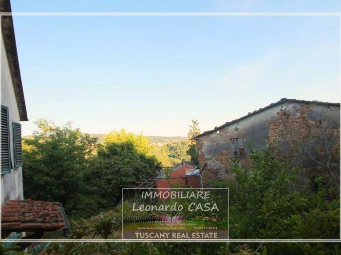 Casa con 6 locali in vendita in San Baronto, Lamporecchio