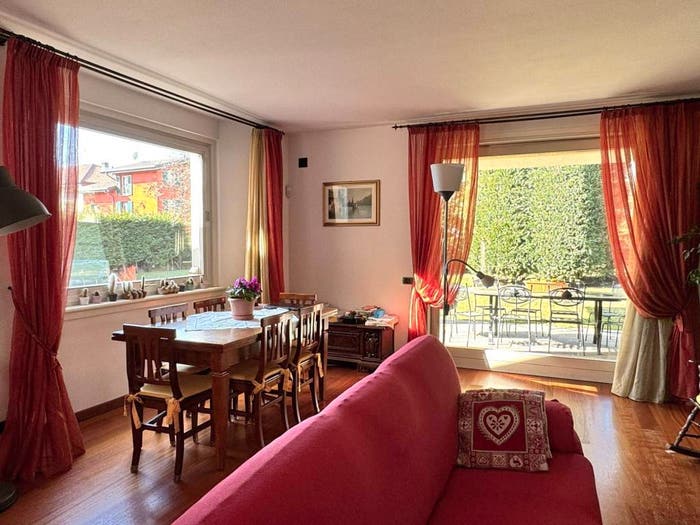 Casa con 6 locali in vendita in Via San Benedetto, Sirone