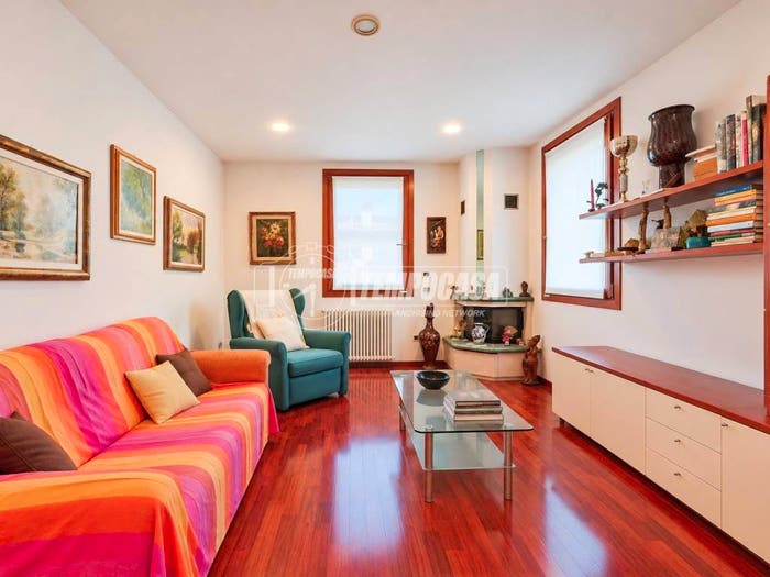 Casa con 6 locali in vendita in Via Giannello, Fornace Zarattini, Ravenna