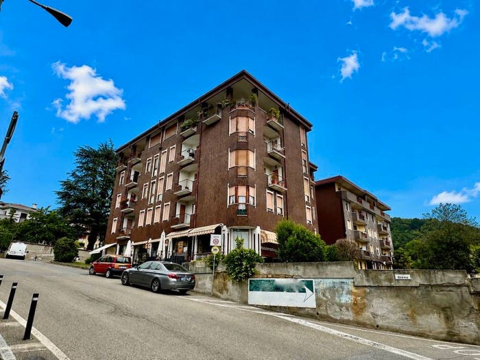 Appartamento con 6 locali in vendita in Via Pier Giorgio Frassati, Pollone