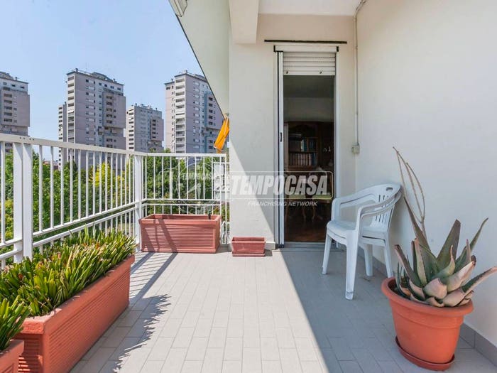 Appartamento trilocale in vendita in Via Carlo Perini, Quarto Oggiaro, Milano
