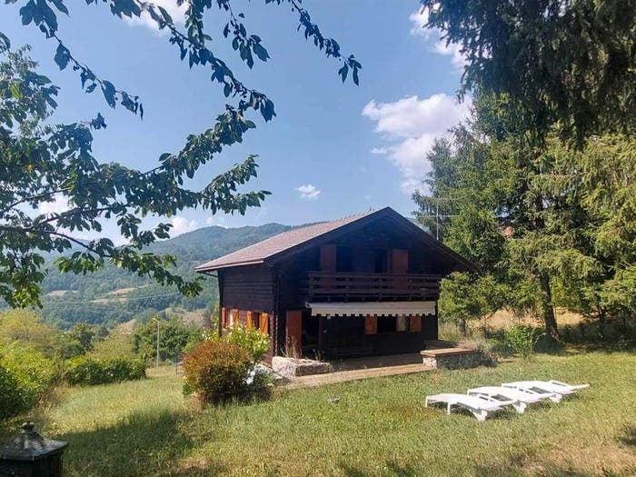 Casa con 5 locali in vendita in Ferriere