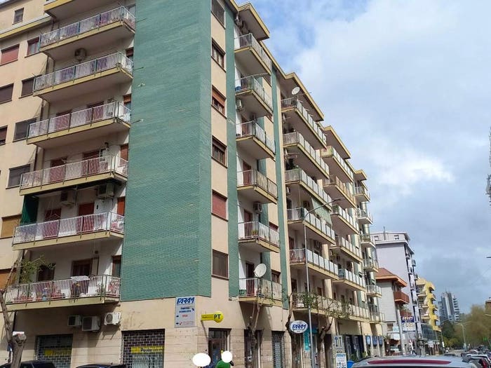 Appartamento trilocale in vendita in Via Panebianco, Panebianco Tribunale, Cosenza