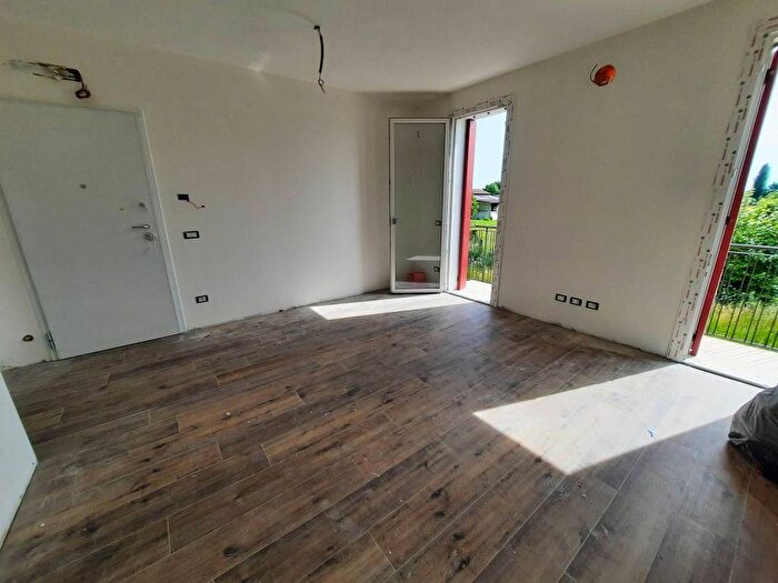Appartamento quadrilocale in vendita in Centro, Trebaseleghe