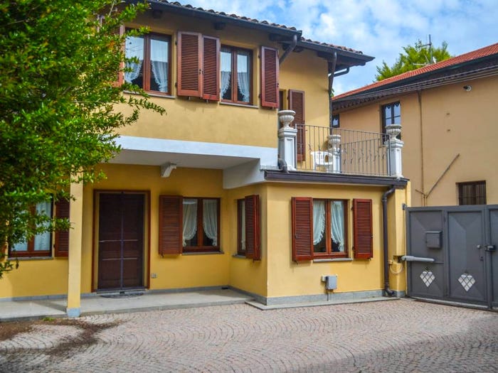 Casa con 6 locali in vendita in Via Umberto I, Pecetto Torinese