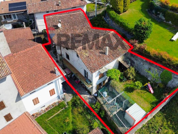 Casa con 5 locali in vendita in Centro, Artogne