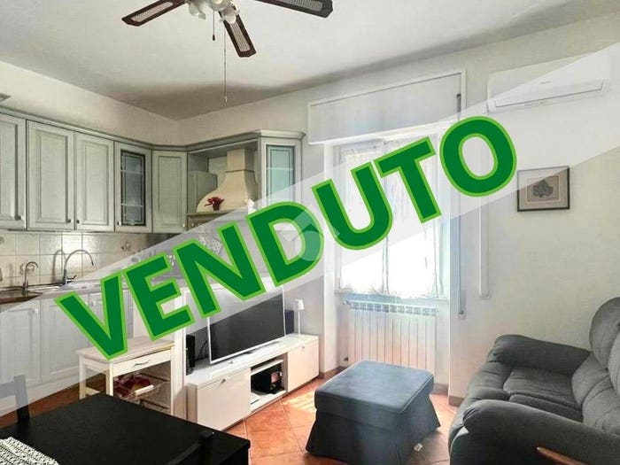 Appartamento trilocale in vendita in Via odescalchi, Centro, Ladispoli