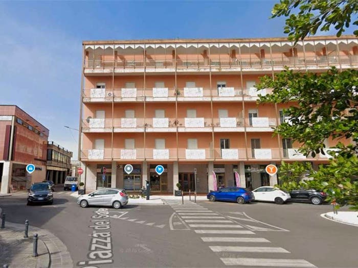 Appartamento con 6 locali in vendita in Piazza del Sole, Calimera