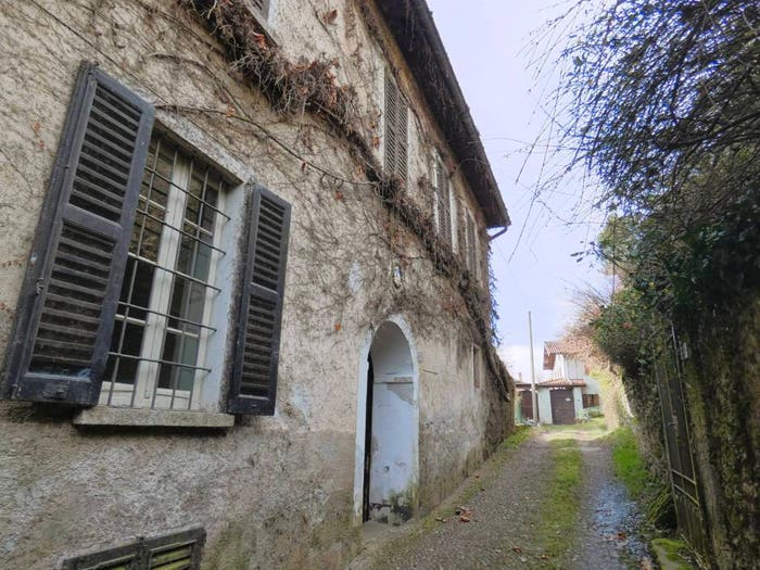 Casa con 6 locali in vendita in Via Libertà, Bosco Valtravaglia, Montegrino Valtravaglia