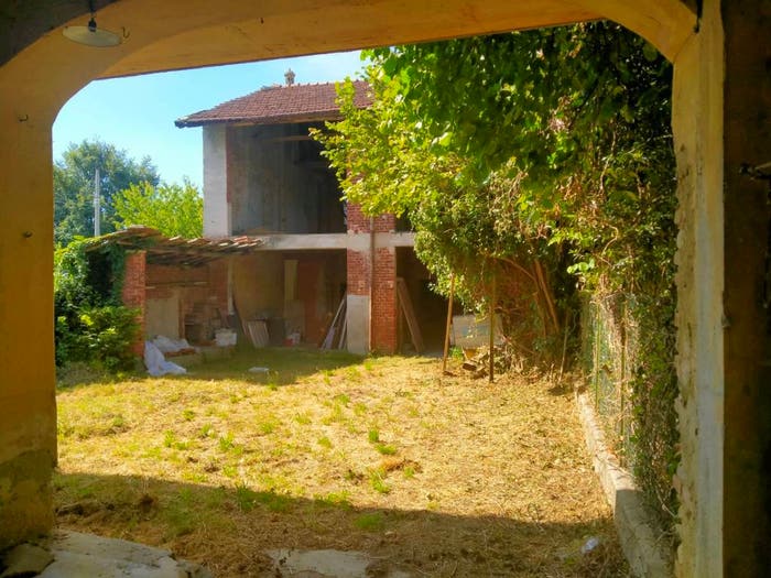 Casa con 6 locali in vendita in Via Trieste, Centro, Sumirago