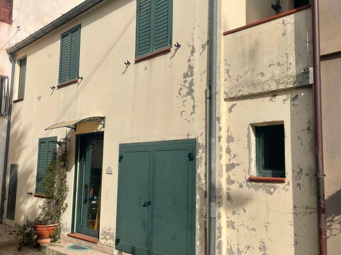 Casa quadrilocale in vendita in Via Don Alessandro Mariotti, Centro, Gemmano
