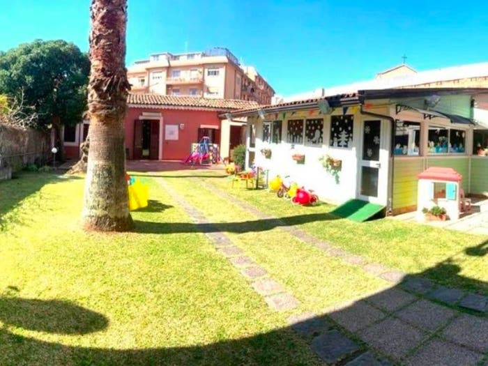 Casa con 6 locali in vendita in Via Duca degli Abruzzi, Picanello, Catania