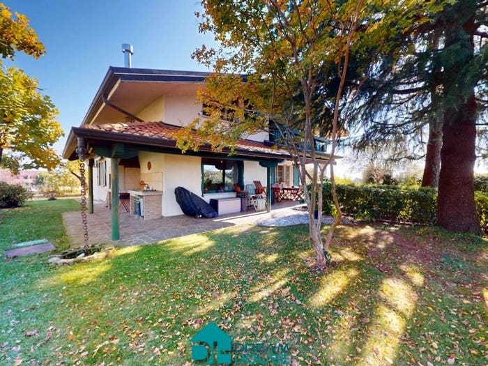 Casa con 6 locali in vendita in Via Cividina, Centro, Martignacco