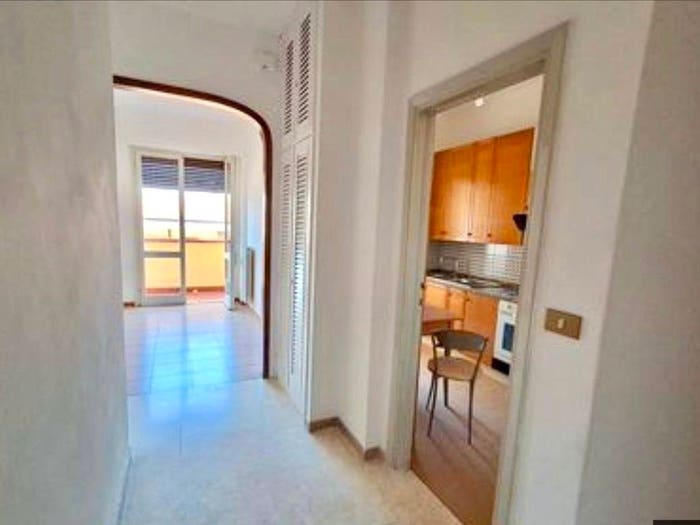 Appartamento quadrilocale in vendita in Via Nicola Pisano, Darsena Ex Campo di Aviazione, Viareggio