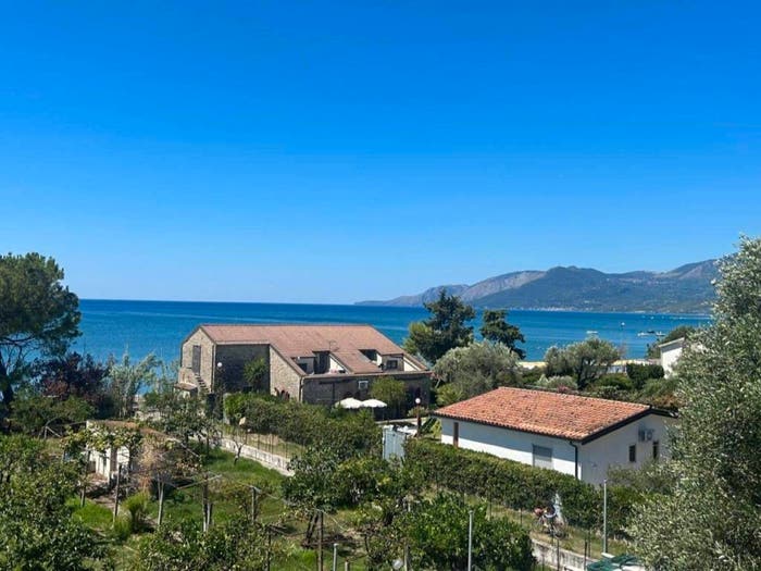 Appartamento con 6 locali in vendita in Santa Maria Li Piani, Villammare, Vibonati