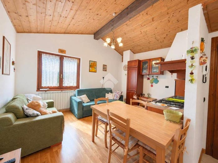 Appartamento bilocale in vendita in Via Motta, Motta, Villa di Tirano