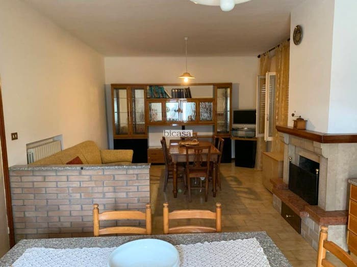 Casa con 6 locali in vendita in via leonardo da vinci, Petriano