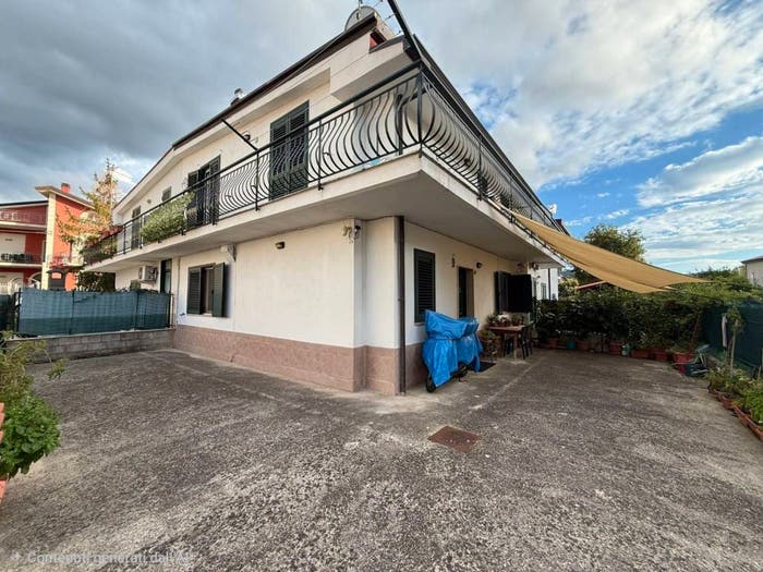 Casa quadrilocale in vendita in Via Taverne, Centro, Agropoli