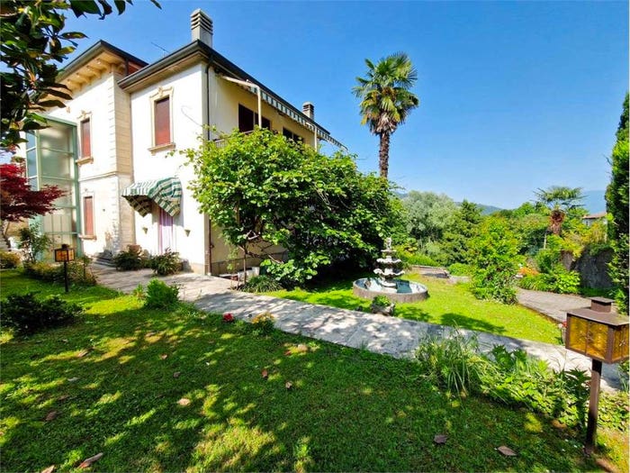 Casa con 6 locali in vendita in Via Arione, Centro, Leggiuno