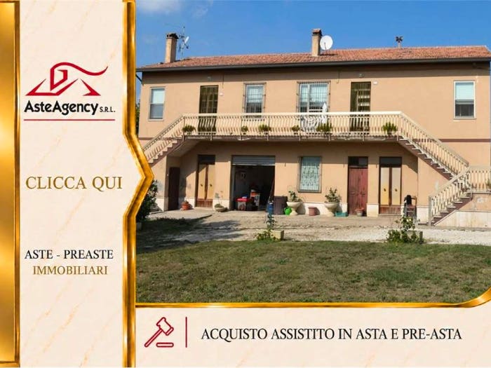 Appartamento con 6 locali in vendita in Contrada Crocette, Morrovalle