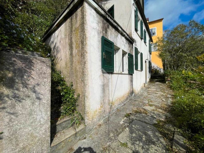 Casa quadrilocale in vendita in Via Valle Dei Berissi, Lavagna