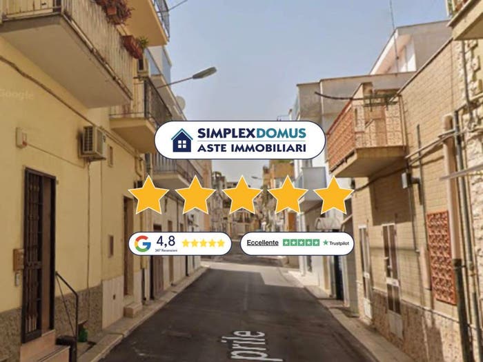 Appartamento con 5 locali in vendita in VIA XXI APRILE, Centro, Canosa di Puglia
