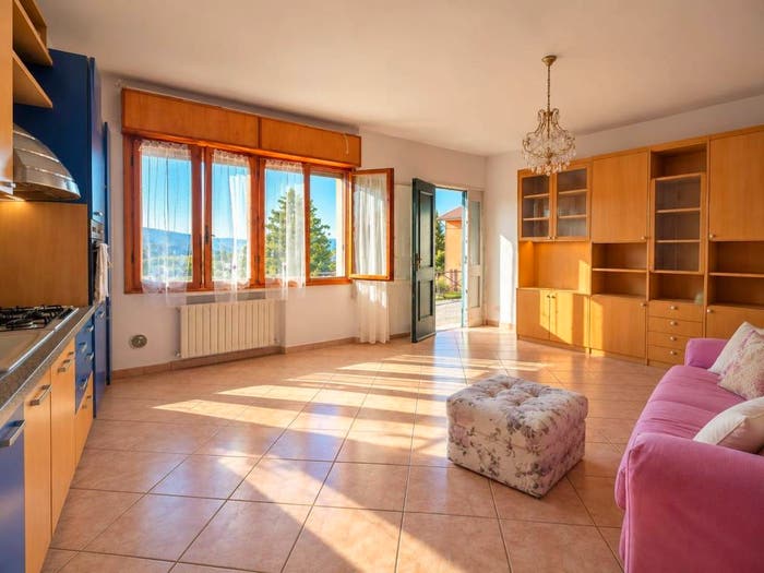 Appartamento quadrilocale in vendita in Via Corrado Lanzoni, Centro, Monghidoro