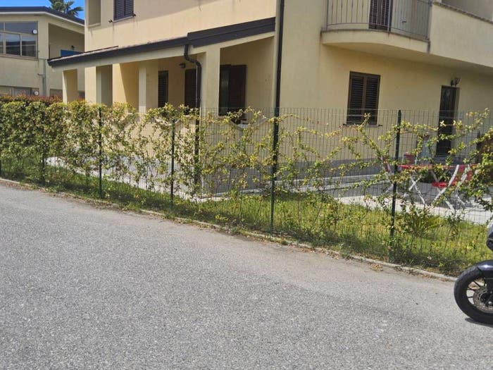 Appartamento bilocale in vendita in Via Porto delle Grazie, Caulonia