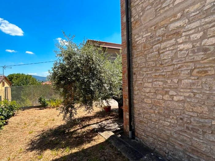 Casa trilocale in vendita in Via della Piaggia, Centro, Magione