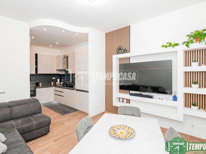 Appartamento trilocale in vendita in Via Karl Marx, Centro, Lodi Vecchio
