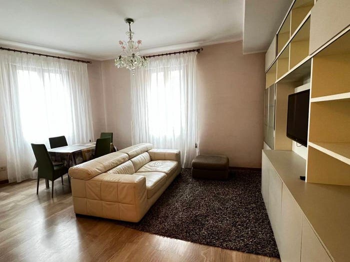 Appartamento quadrilocale in vendita in Corso Giuseppe Garibaldi, Centro, Cremona