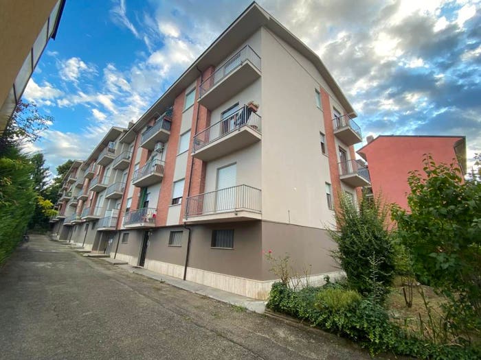 Appartamento trilocale in vendita in Via Luigi Cadorna, Corso Langhe Moretta Corso Cortemilia, Alba