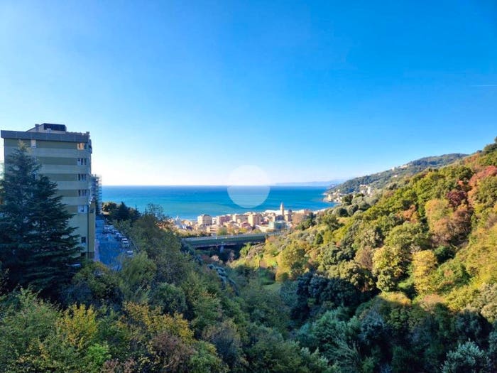 Appartamento quadrilocale in vendita in Via Piero Calamandrei, Voltri, Genova
