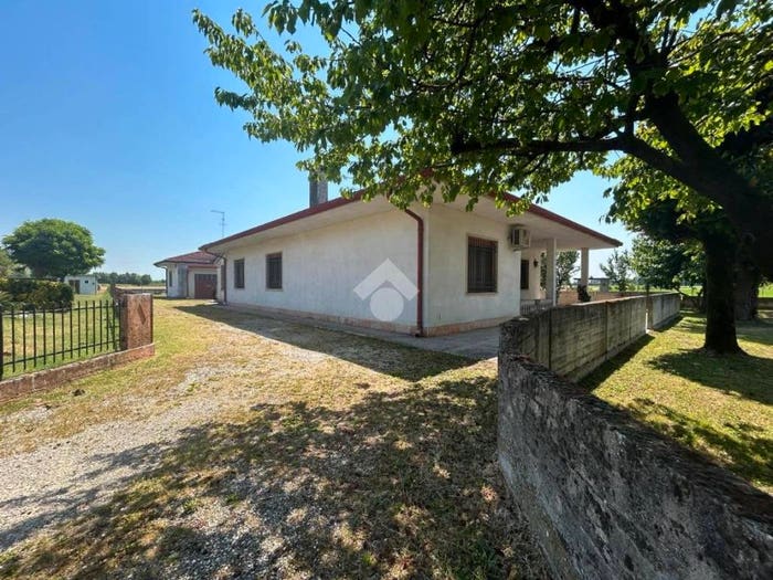 Casa con 5 locali in vendita in Roncanova, Gazzo Veronese