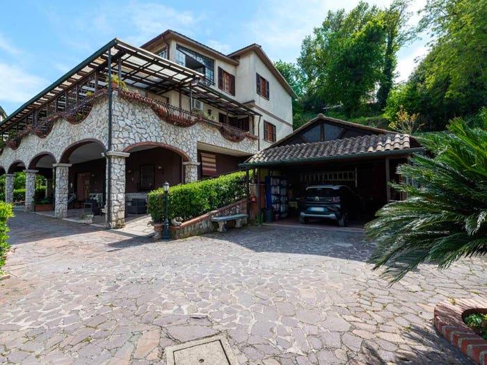 Casa quadrilocale in vendita in Strada Provinciale Nomentana, Mentana