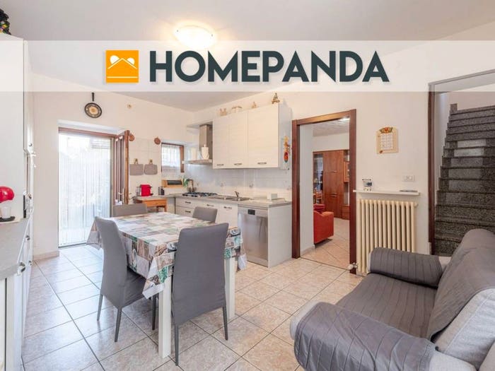 Casa con 6 locali in vendita in Via Asmara, Centro, Luino