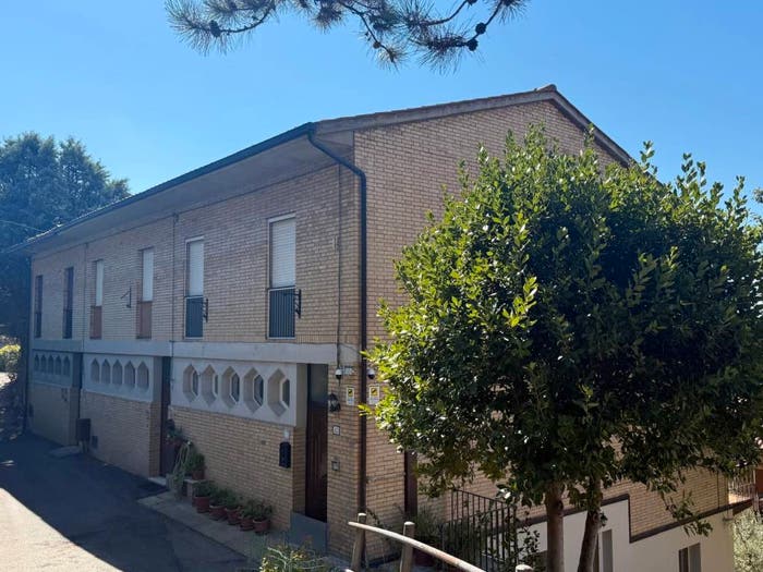 Casa con 6 locali in vendita in via PAPA GIOVANNI XXIII, Zona Nuova, Assisi