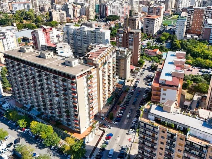 Appartamento con 5 locali in vendita in Via Mariano D'Amelio, Montepellegrino, Palermo