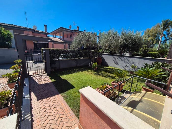 Casa con 5 locali in vendita in Strada Foce Verde, Litoranea, Latina