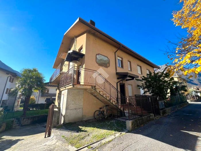 Appartamento trilocale in vendita in Via della Pace, Campo, Novate Mezzola