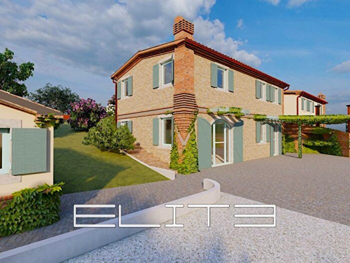 Casa con 6 locali in vendita in Pinocchio, Ancona