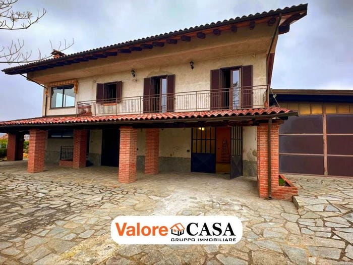Casa in vendita in Montechiaro d'Acqui