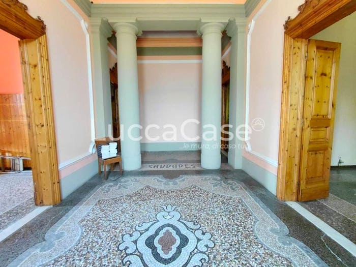 Appartamento con 6 locali in vendita in Via Giosuè Carducci, Buggiano