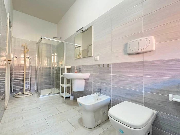 Appartamento quadrilocale in vendita in Via di Corticella, Bolognina, Bologna