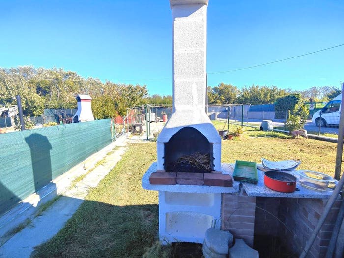 Appartamento trilocale in vendita in Via Aiaccia, Collesalvetti